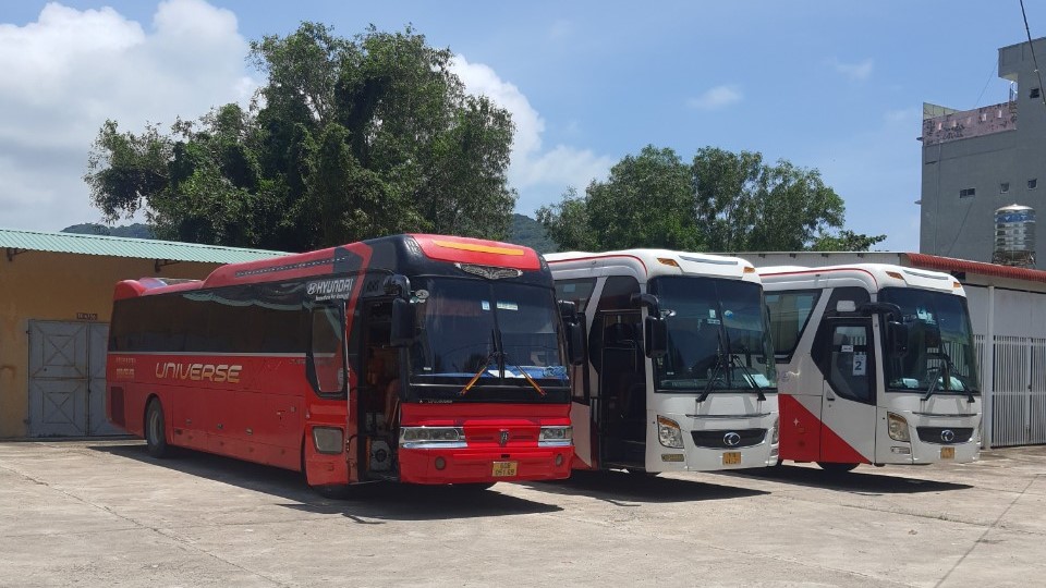 Dịch vụ cho thuê Xe 4 chỗ, 7 chỗ, 29 chỗ, 45 chỗ