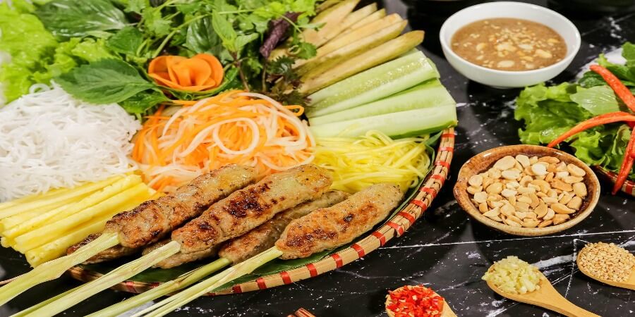 Nem lụi Huế - Ẩm thực Huế