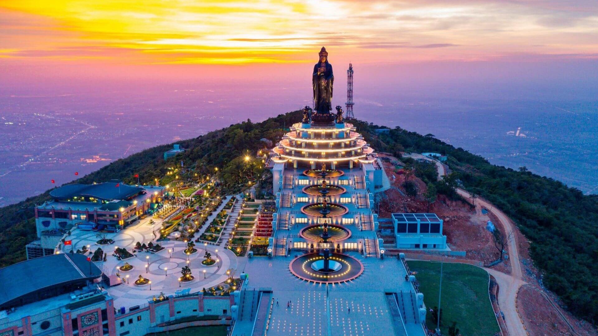 Núi Bà Đen Tây Ninh - Kinh nghiệm du lịch Tây Ninh