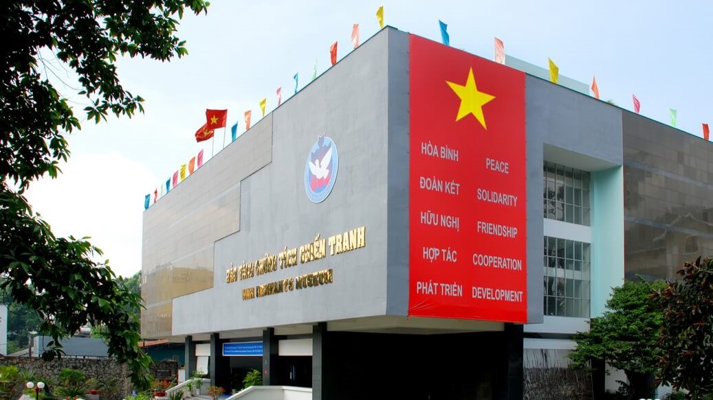 Bảo tàng chứng tích chiến tranh - Hồ Chí Minh City Tour