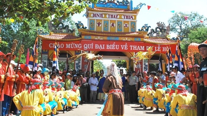 Dinh Thầy Thím Du lịch nghỉ dưỡng Lagi