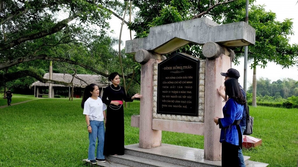 Đình Hồng Thái Du lịch Tuyên Quang