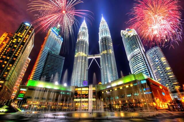 Tháp đôi Petronas Du lịch Malaysia